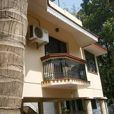 Lazar Residency Homestay Kochi Exterior photo