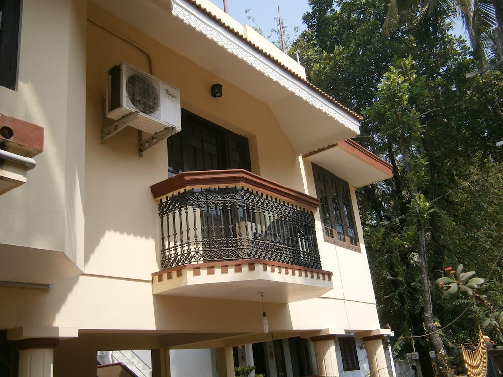 Homestay Lazar Residency Kochi