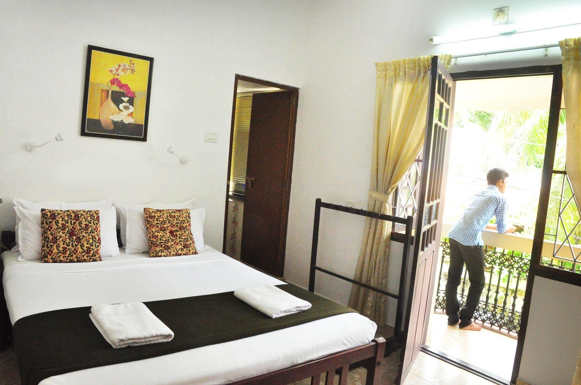 Lazar Residency * Kochi